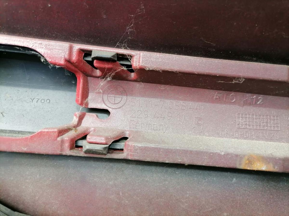 BMW 1er E87 original Stoßstange Stossfänger vorn Japanrot Bj.2006